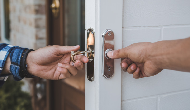 When Do McKinney Homeowners Need Lock Repairs Versus Replacement